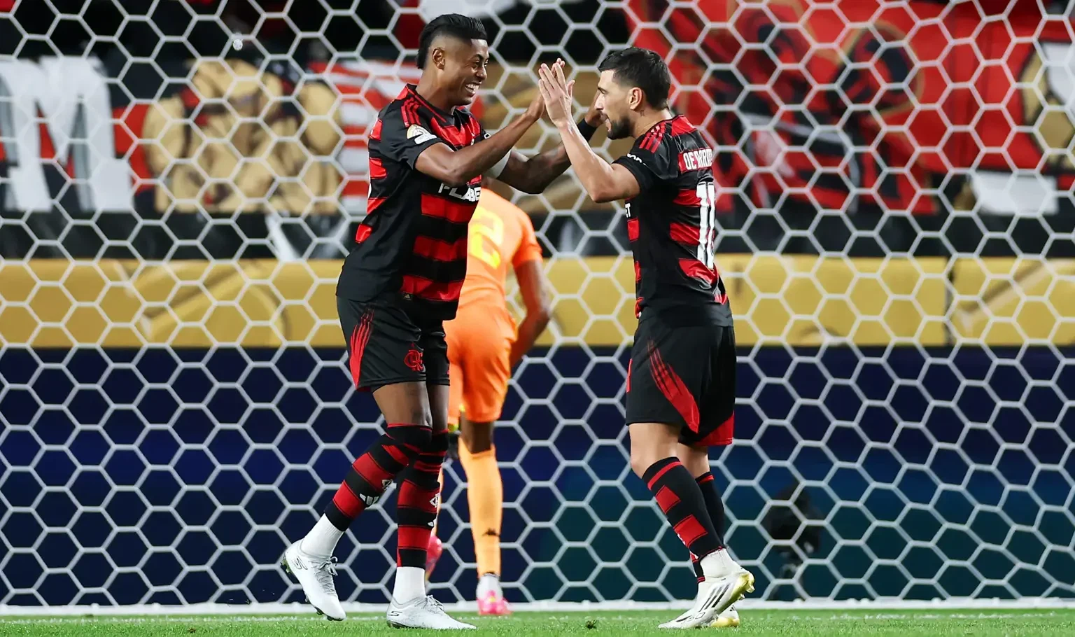 ফিফা নিউজ - চেলসি, ফ্ল্যামেঙ্গো জিতেছে থ্রিলারের সমাপ্তি